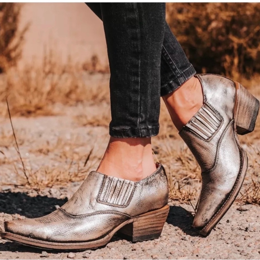 Freebird Wyoming Pewter Leather boots Booties 8 fits like a 9 worn 1x